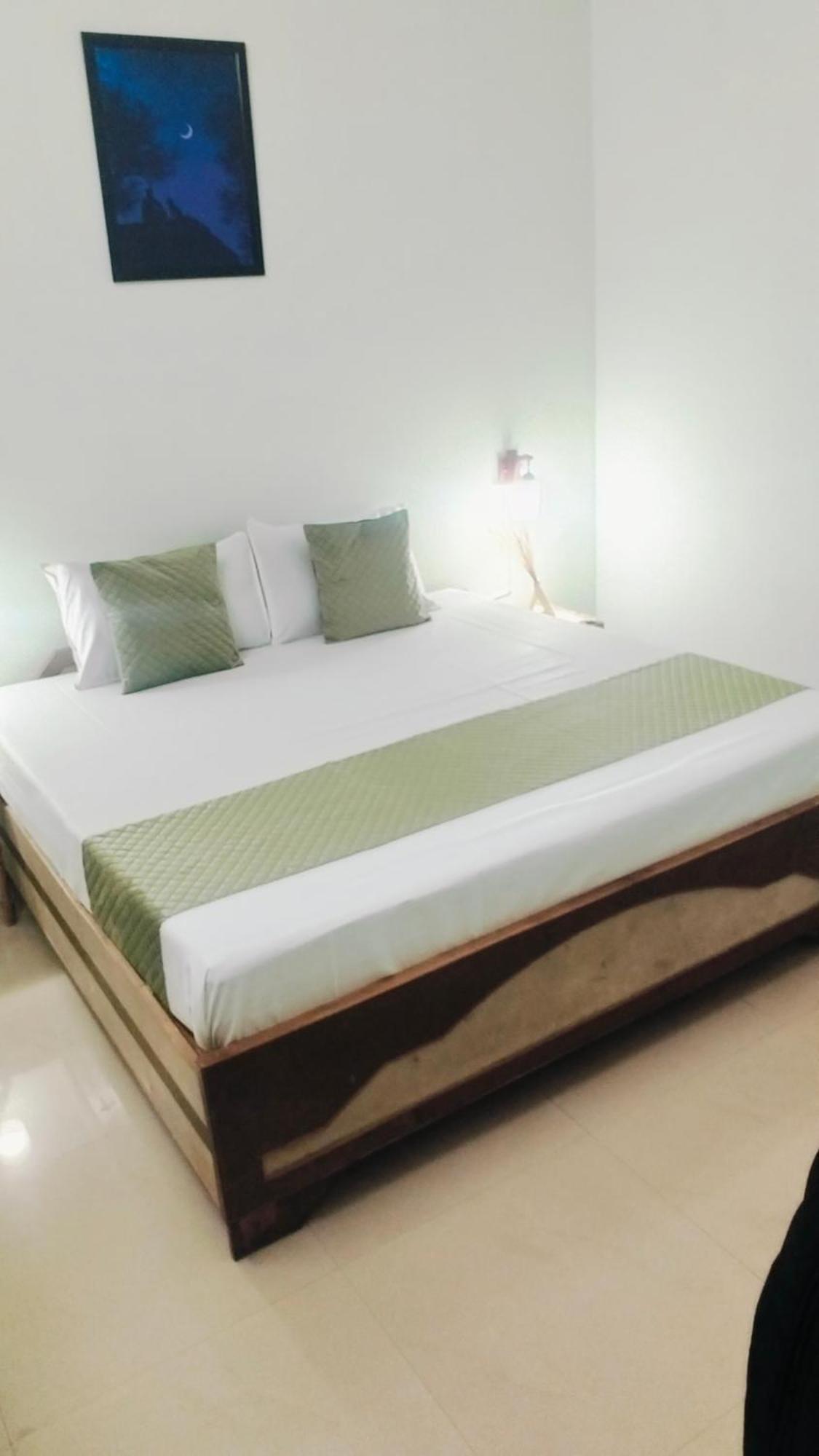 Rudra_Homestay Benares Kamer foto